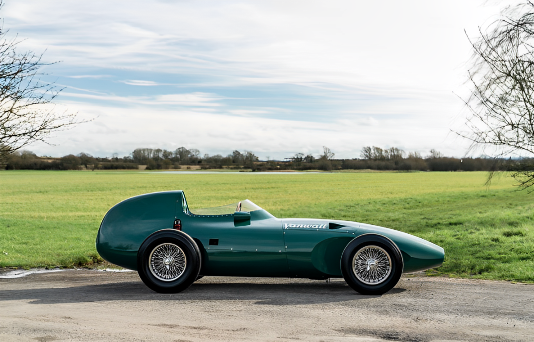 Alluxe® 1957 Vanwall VW5 Car For All Ages