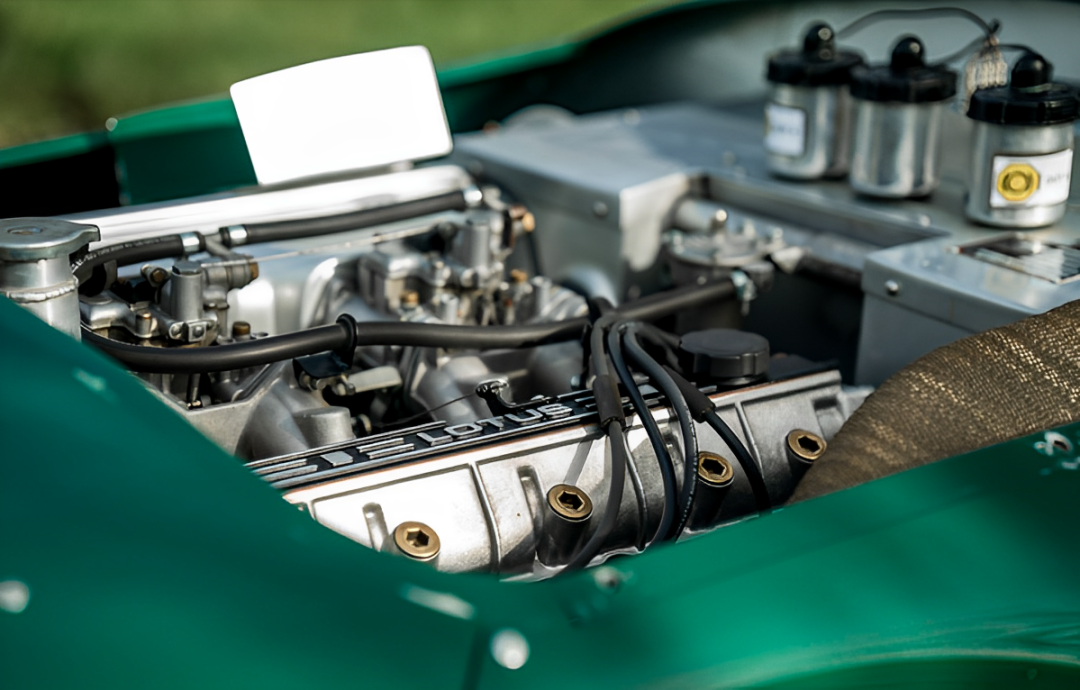 Alluxe® 1957 Vanwall VW5 Car For All Ages